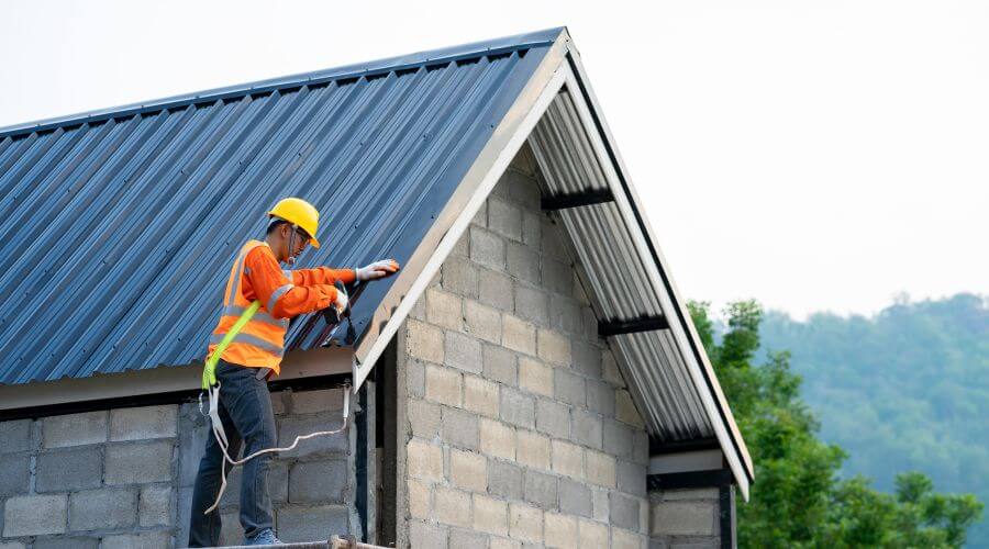 Professional gutter cleaning in Scandia, MN